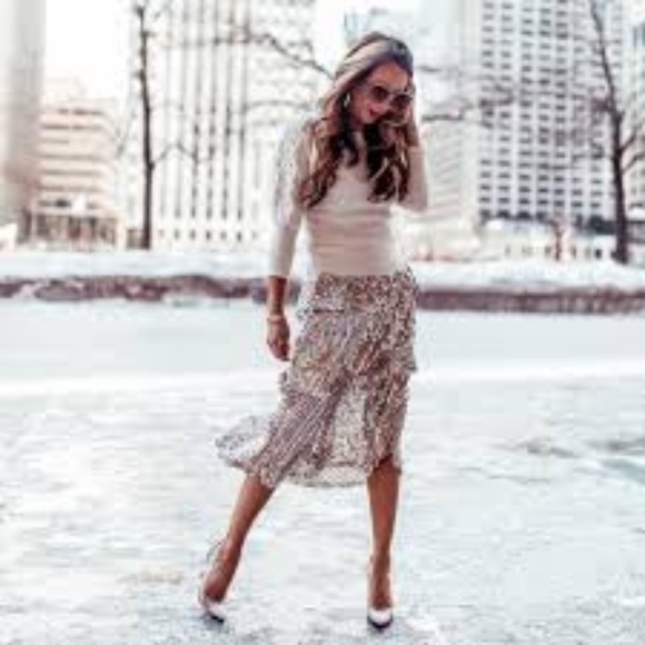 Goodnight Macaroon Dresses & Skirts - GOODNIGHT MACAROON 'AMIEE' SEQUINNED MIDI SKIRT